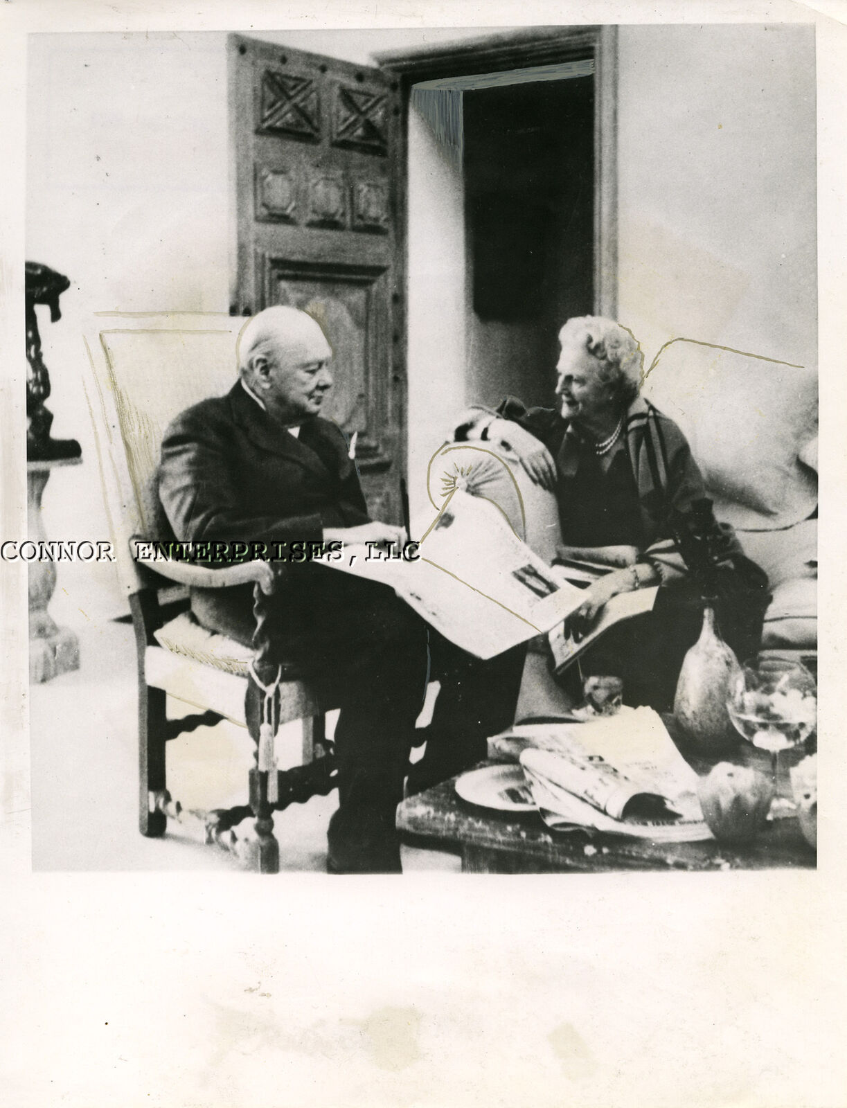 1958 Post Wwii Orig Press Release Photo Churchill/wife Celebrate 50th Anniv 1004