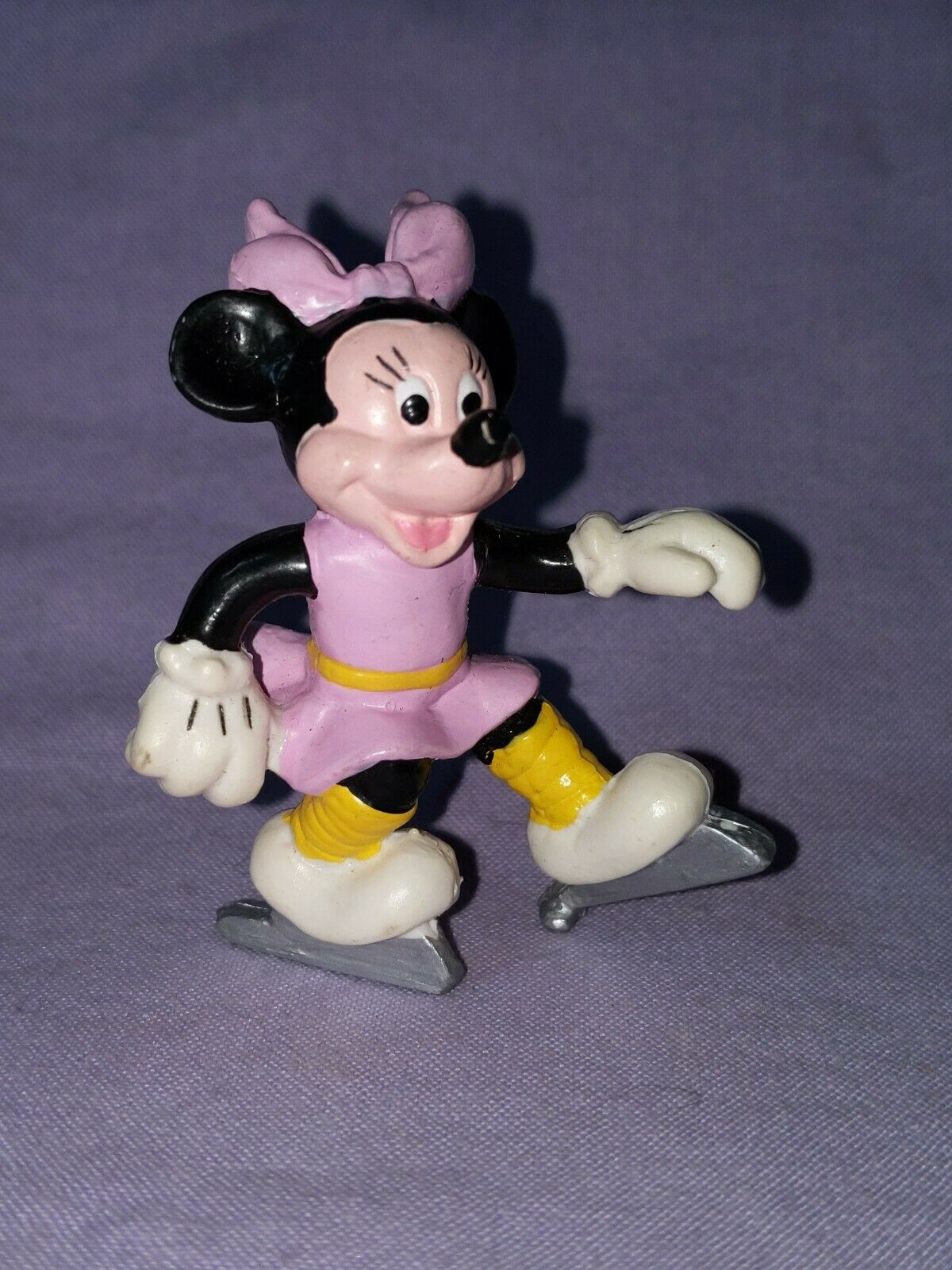 Disney's Minnie Mouse Ice Skating Cake Toppers PVC Figurine Applause China 2¼